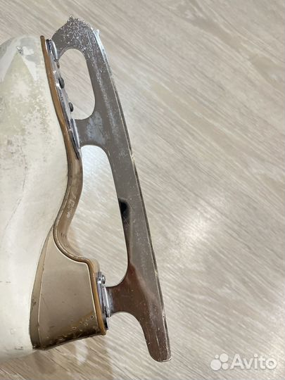 Фигурные коньки edea chorus 225