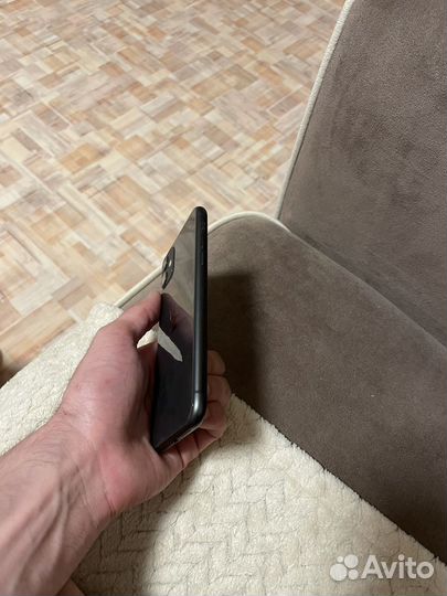 Телефон iPhone 11 128 gb