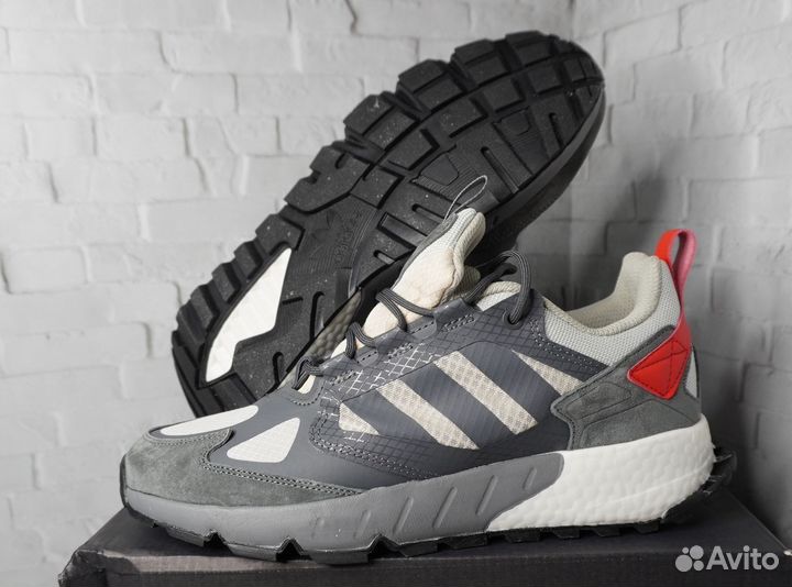 Кроссовки adidas