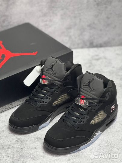 Кроссовки высокие Nike Air Jordan 5 Retro