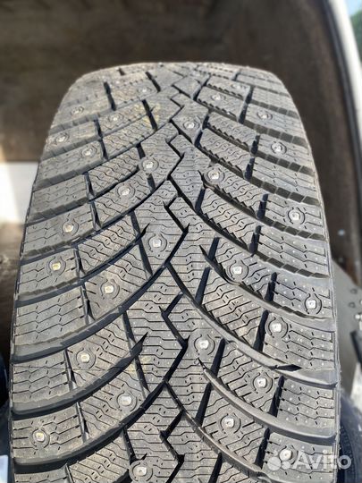 Pirelli Scorpion Ice Zero 2 285/50 R20