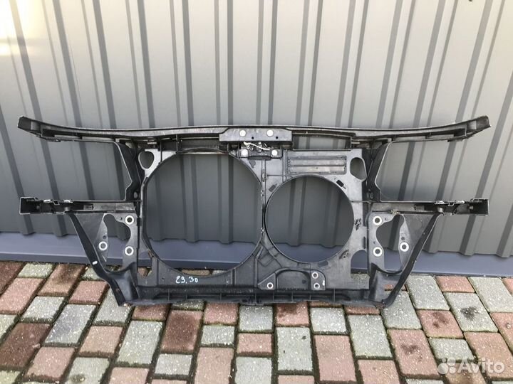 Передняя панель телевизор на Audi A6 C5 2.5 TDI