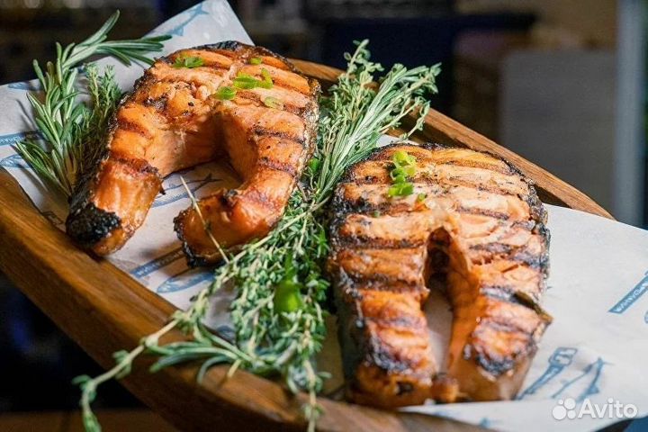 Официант студентам и иногородним с жильем в Москве