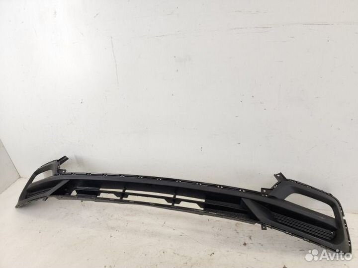 Решетка бампера Hyundai Starex H-1 2018-2022