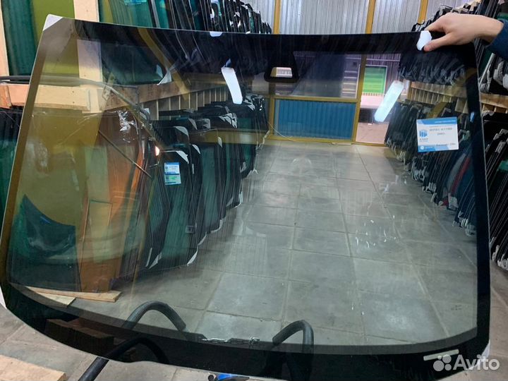 Лобовое стекло Хонда Аккорд