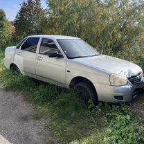 ВАЗ (LADA) Priora 1.6 MT, 2007, 380 000 км, с пробегом, цена 200 000 руб.