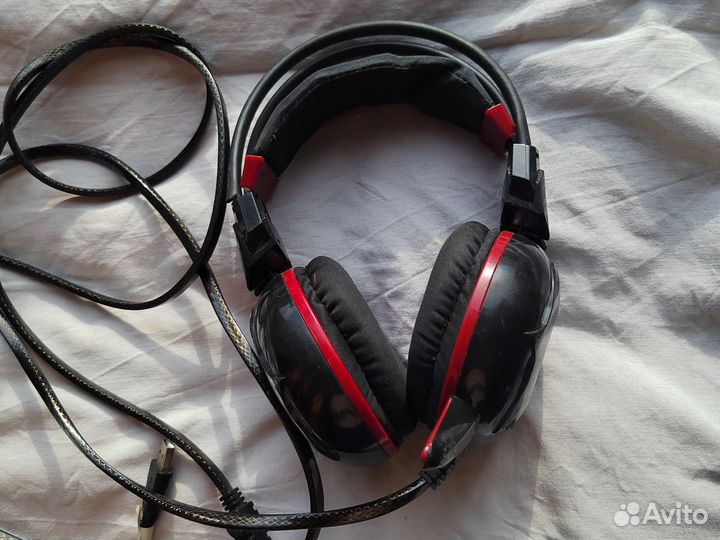 Игровые наушники