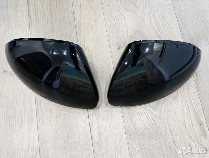 Накладка зеркала Фольксваген Тигуан 1
