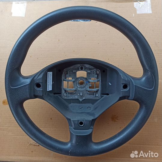 Руль Пежо Peugeot 408