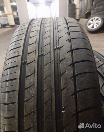 Triangle EffeXSport TH202 225/45 R18 95