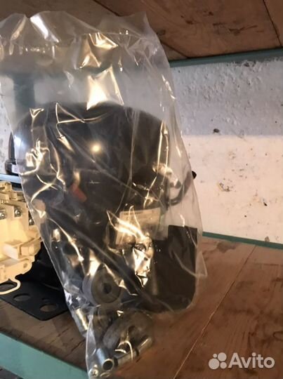 Компрессор для холодильника промышленного