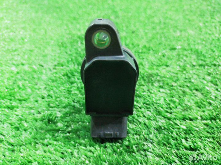 Катушка зажигания Toyota Corolla Axio NZE144