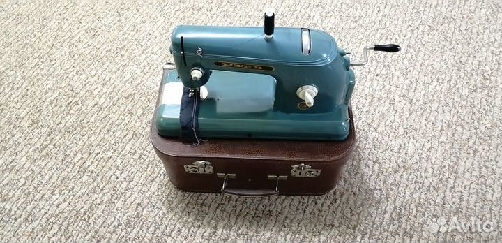Швейная машинка