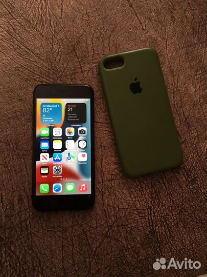 Телефон iPhone 6s и 7