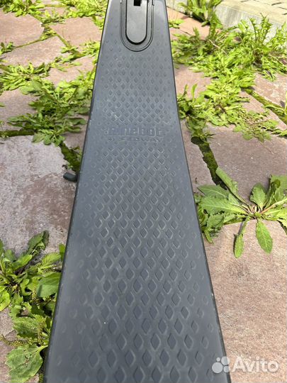 Электросамокат ninebot kickscooter es2