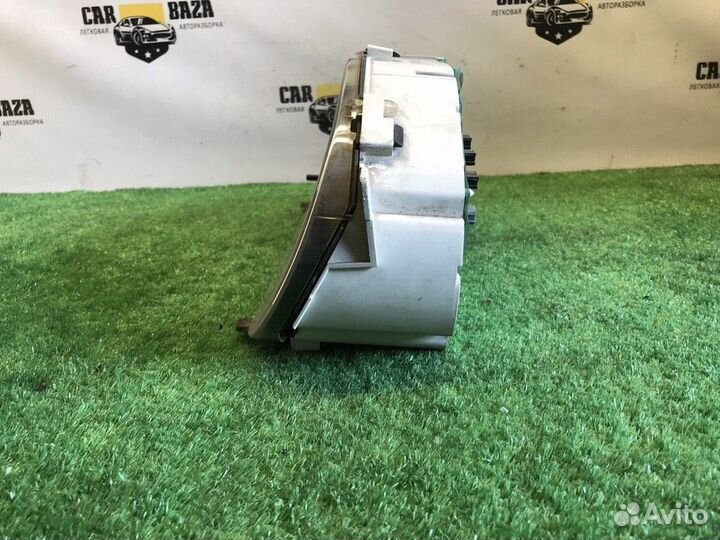 Панель приборов Mitsubishi Galant