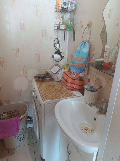 2-к. квартира, 50 м², 3/3 эт.