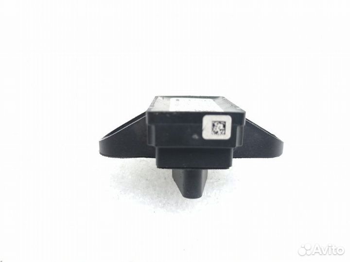 Датчик удара задний правый Mercedes-Benz S-Class