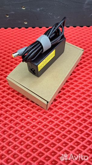 Блок питания Lenovo 20V/3.25A/65W (7.9x5.5)
