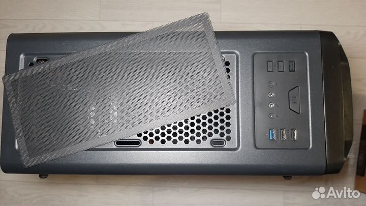 Корпус zalman i3 Edge