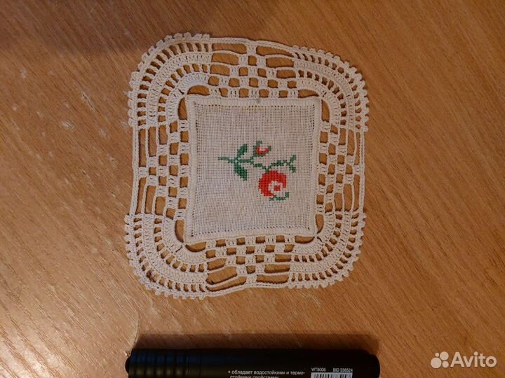 Коллекция вязаных салфеток