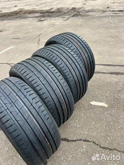 Ikon Tyres Autograph Ultra 2 SUV 255/45 R20