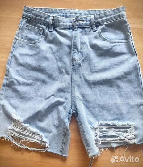 Женские джинсовые шорты размер m