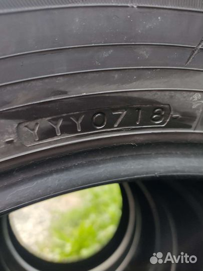 Yokohama BluEarth AE50 215/65 R17 99V