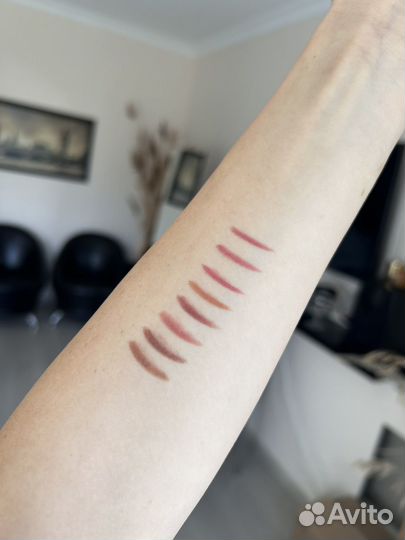 Набор матовых карандашей для губ (16 штук)