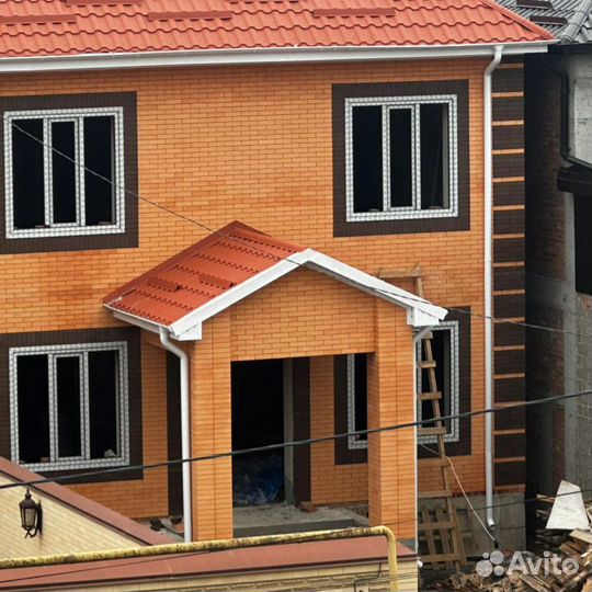 Кровля металлочерепица морковного цвета