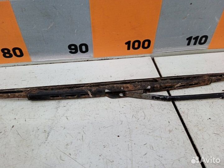 Поводок стеклоочистителя задний Mercedes-Benz