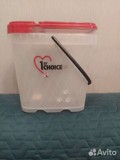 Переноска, воротник, банка для корма