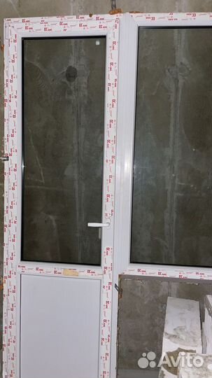 Дверь пластиковая