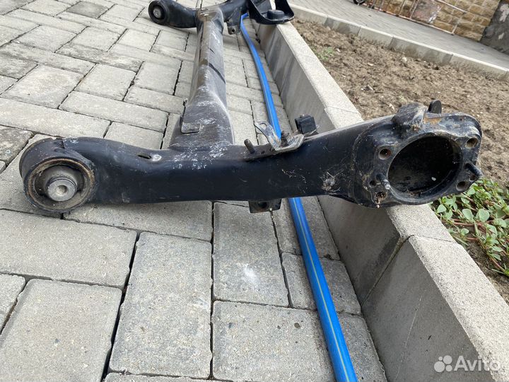 Задняя балка на hyundai solaris 2017