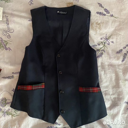 Школьный жилет синий женский