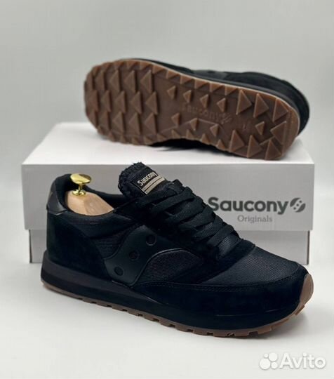 Кроссовки Saucony