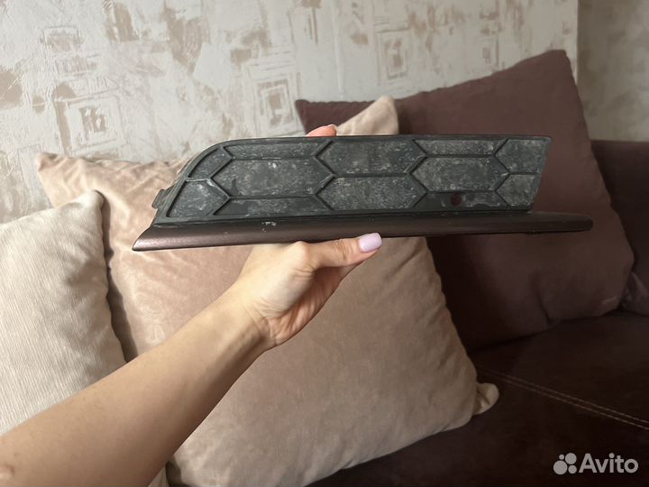 Нагладка,заглушка в бампер,ресничка Skoda Yeti