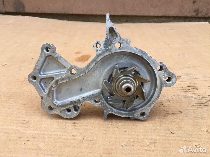 Помпа Suzuki Baleno G16B