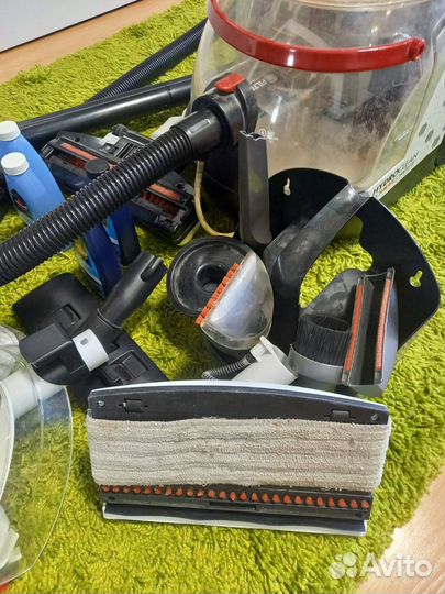 Моющий пылесос Bissell