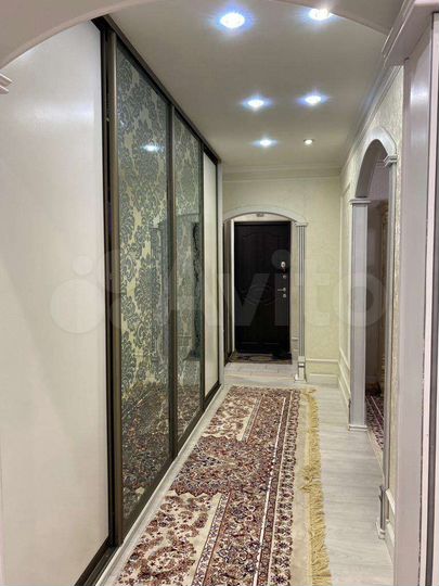 3-к. квартира, 70,9 м², 4/10 эт.