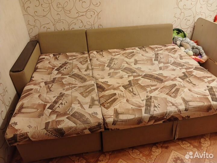 Угловой диван бу