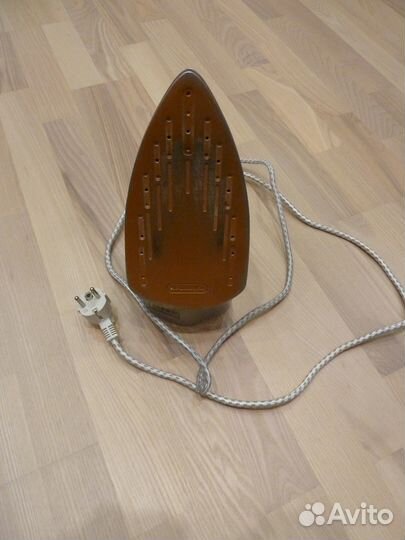 Утюг DeLonghi FXC 17