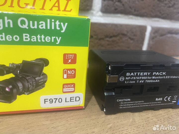 Аккумулятор F 970 для света LED 600/800