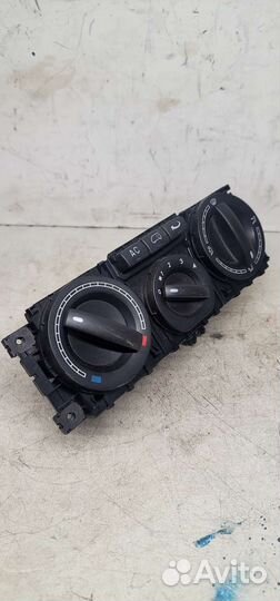 Регулятор отопителя с кондиционером Vw Caravelle