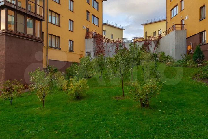 2-к. квартира, 70 м², 1/3 эт.