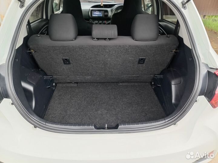 Toyota Vitz 1.0 CVT, 2018, 93 000 км