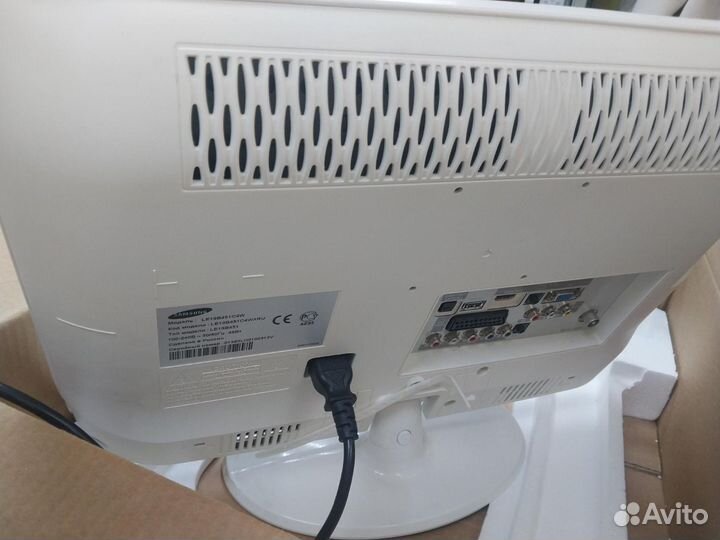 Телевизор Samsung LE-19B451C4W