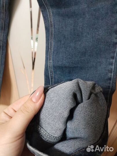 Джинсы новые