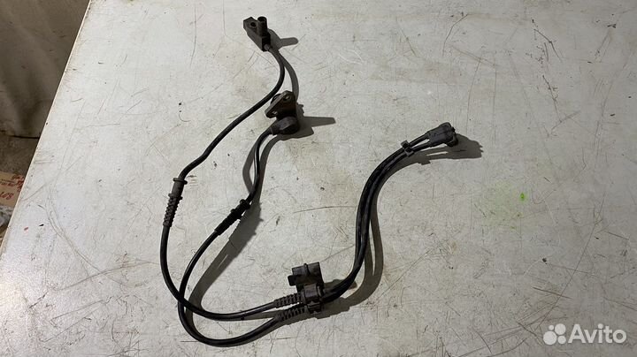 Датчик ABS передний левый Mercedes Benz W210