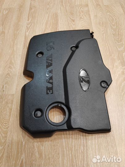 Крышка двигателя priora